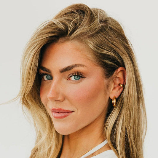 Pretty Simple Gold Endless Everyday Hoops