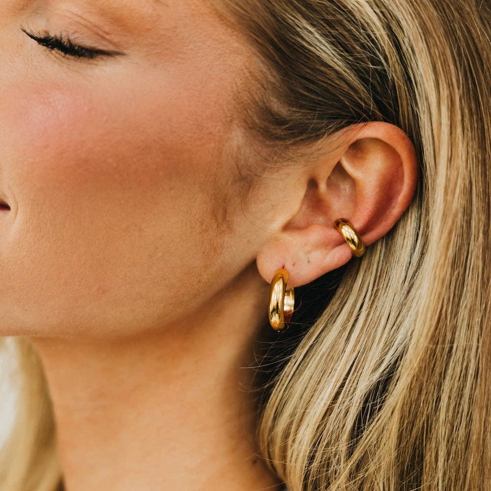 Pretty Simple Gold Endless Everyday Hoops