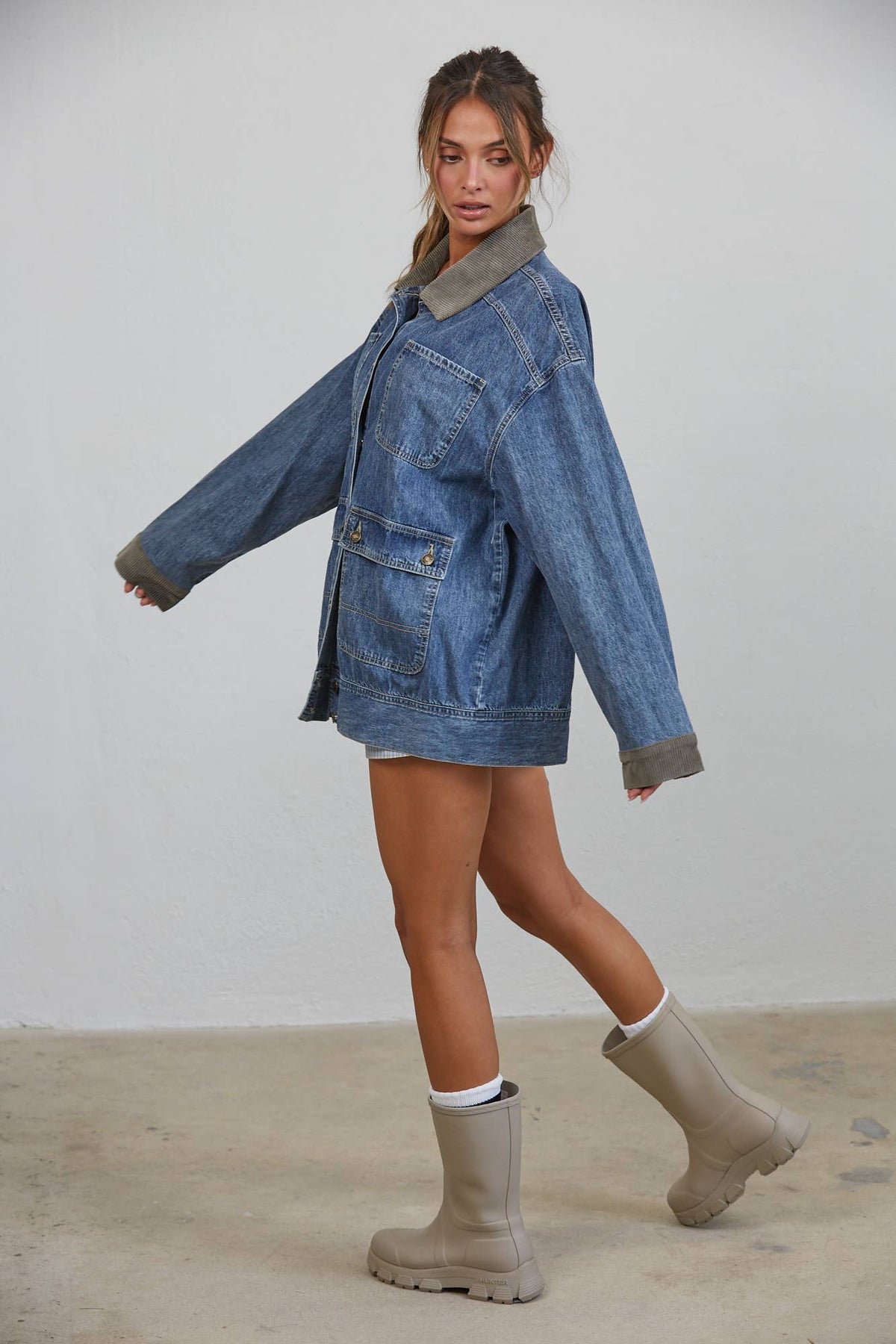 Creamon Contrast Collar Denim Barn Jacket